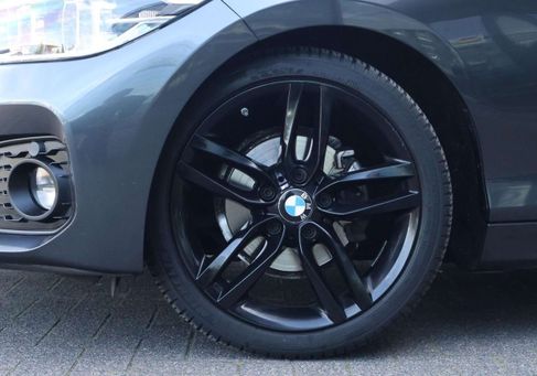 BMW 118, 2017