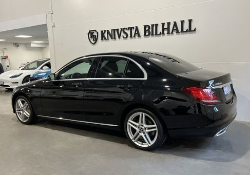 Mercedes-Benz C 300, 2021