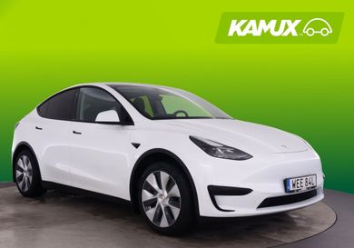 Tesla Model Y, 2023