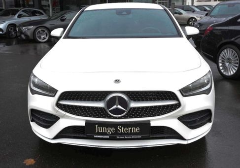 Mercedes-Benz CLA 250, 2022