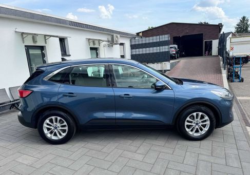 Ford Kuga, 2021