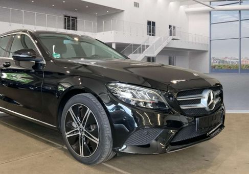 Mercedes-Benz C 300, 2020 2