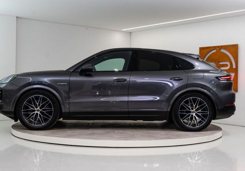 Porsche Cayenne, 2024