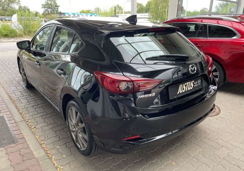 Mazda 3, 2018