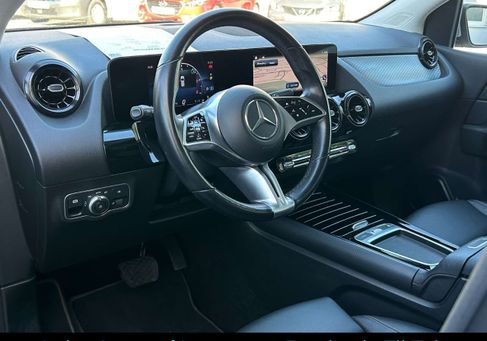 Mercedes-Benz B 180, 2023 2