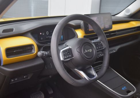 Jeep, 2023