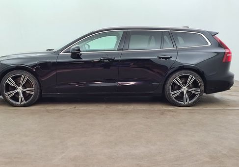 Volvo V60, 2022