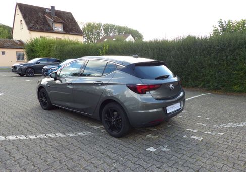 Opel Astra, 2021