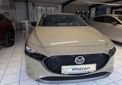 Mazda 3, 2025