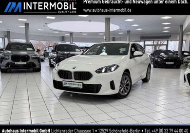 BMW 120, 2025