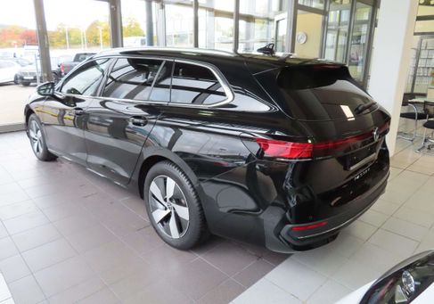 Volkswagen Passat Variant, 2024 3