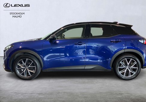 Lexus, 2025