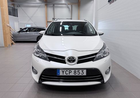Toyota Verso, 2016