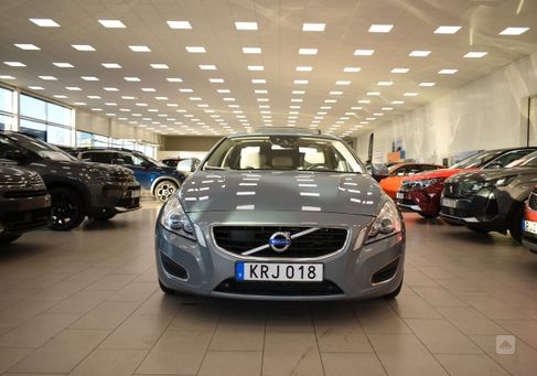 Volvo S60, 2011