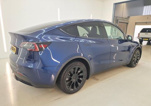 Tesla Model Y, 2023 3