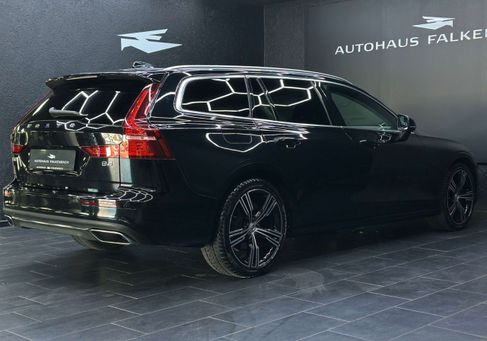 Volvo V60, 2021