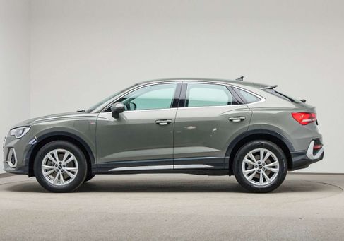 Audi Q3, 2022