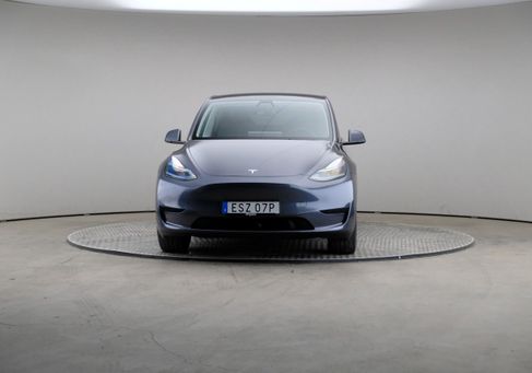 Tesla Model Y, 2023 3