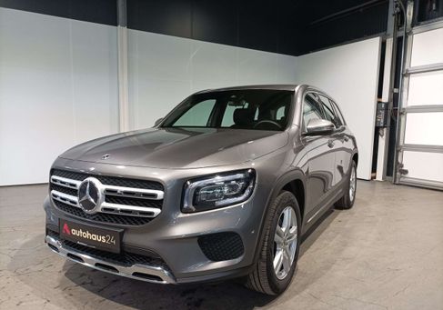 Mercedes-Benz GLB 200, 2023