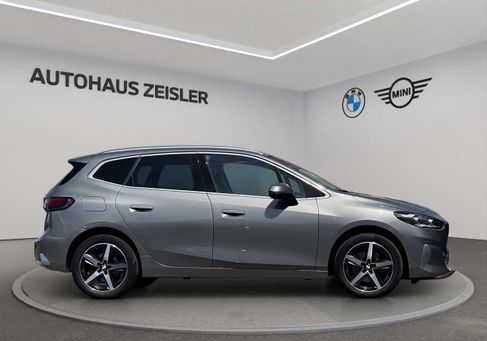 BMW 220, 2023 3