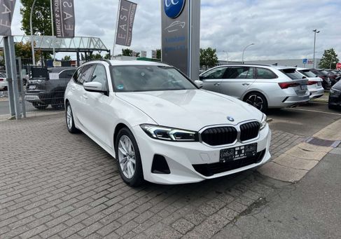 BMW 318, 2023