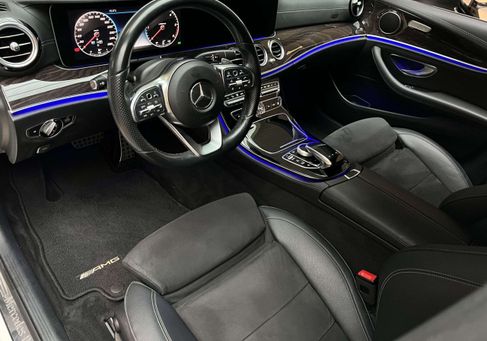 Mercedes-Benz E 200, 2020