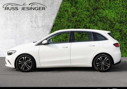 Mercedes-Benz B 200, 2024