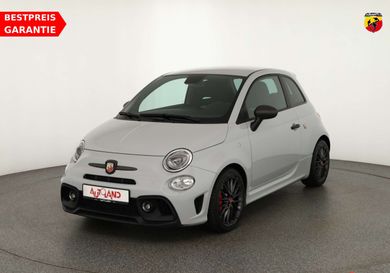 Abarth 695, 2022