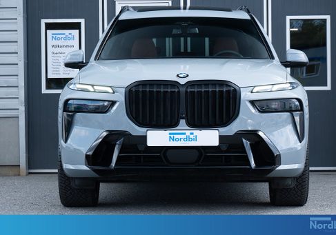 BMW X7, 2025
