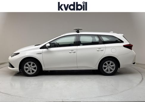 Toyota Auris Touring Sports, 2016