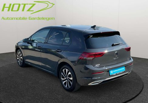 Volkswagen Golf, 2023 3