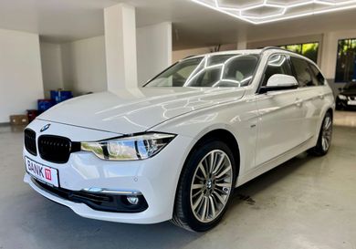 BMW 330, 2018