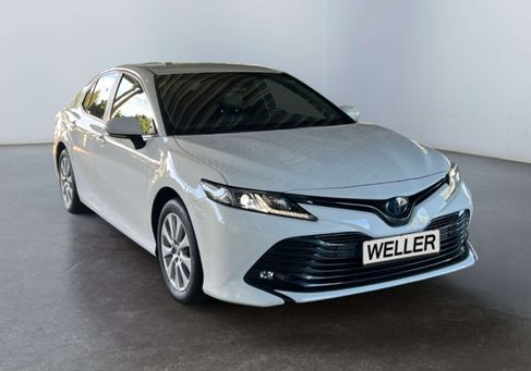 Toyota Camry, 2020 3