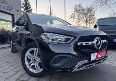 Mercedes-Benz GLA 200, 2020
