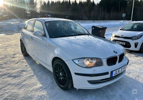 BMW 118, 2008