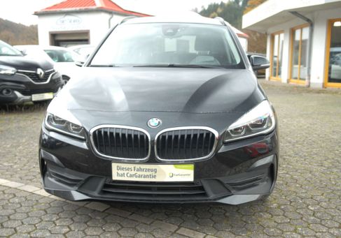 BMW 218, 2022 3