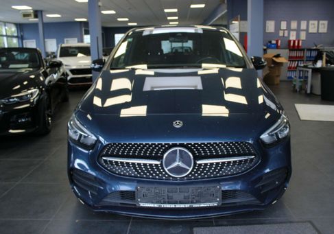 Mercedes-Benz B 180, 2020