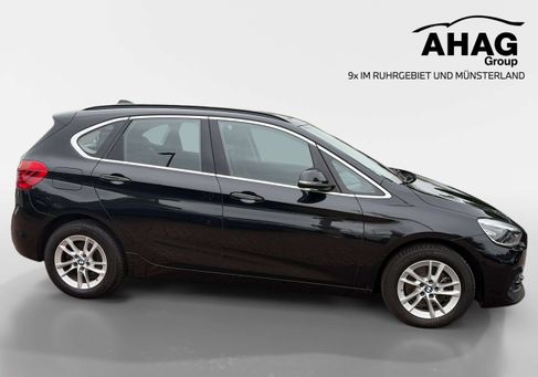 BMW 220, 2021