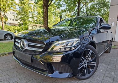 Mercedes-Benz C 300, 2021