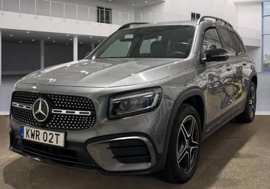 Mercedes-Benz GLB 200, 2025