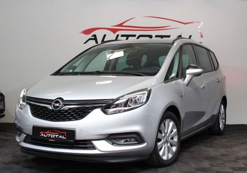 Opel Zafira, 2017