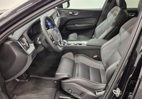 Volvo XC60, 2025