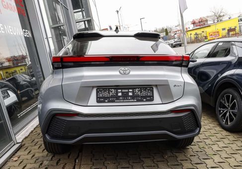 Toyota C-HR, 2025 3