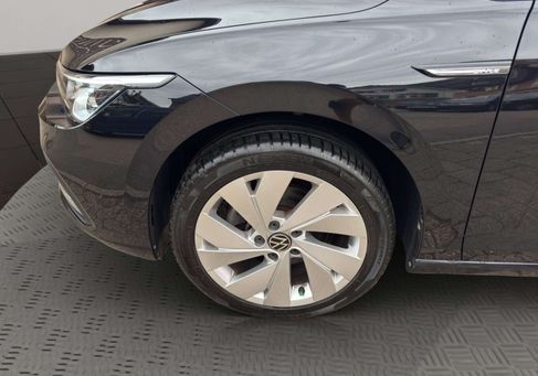 Volkswagen Golf, 2022 3
