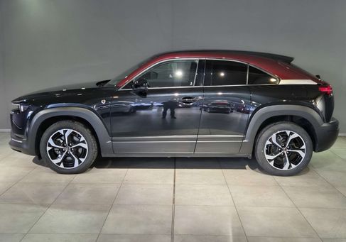 Mazda MX-30, 2024 3