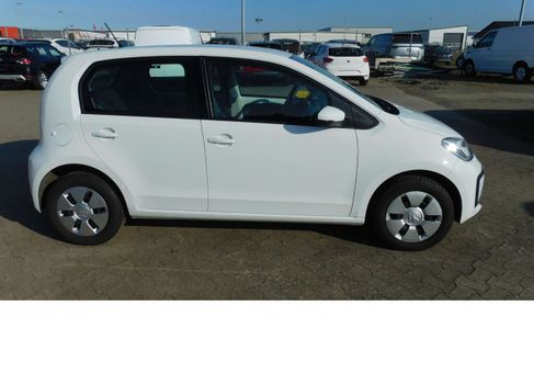 Volkswagen up!, 2022