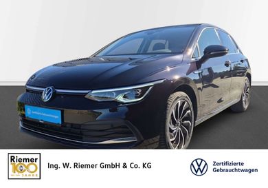 Volkswagen Golf, 2024