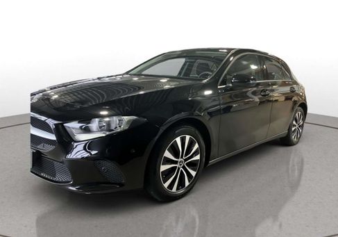 Mercedes-Benz A 250, 2022