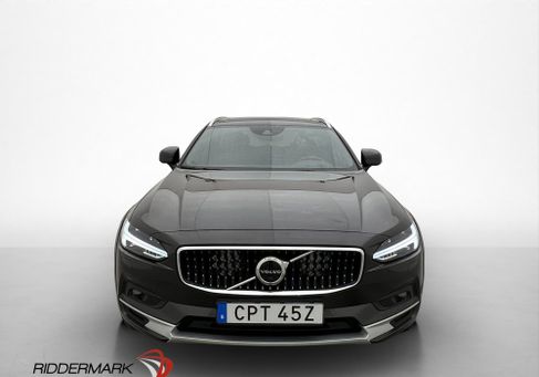 Volvo V90 Cross Country, 2021