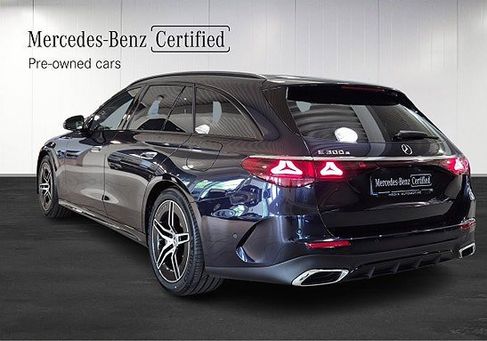 Mercedes-Benz E 300, 2026 3